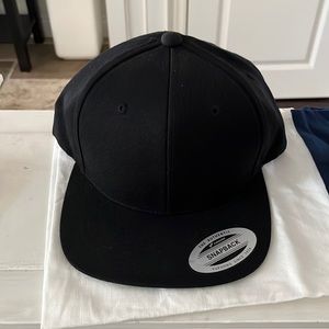Yupoong Classic Snapback Cap